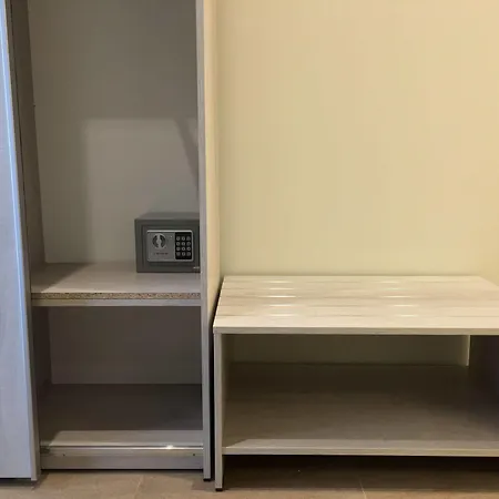 μαρούλα στούντιο 2* Φαληράκι